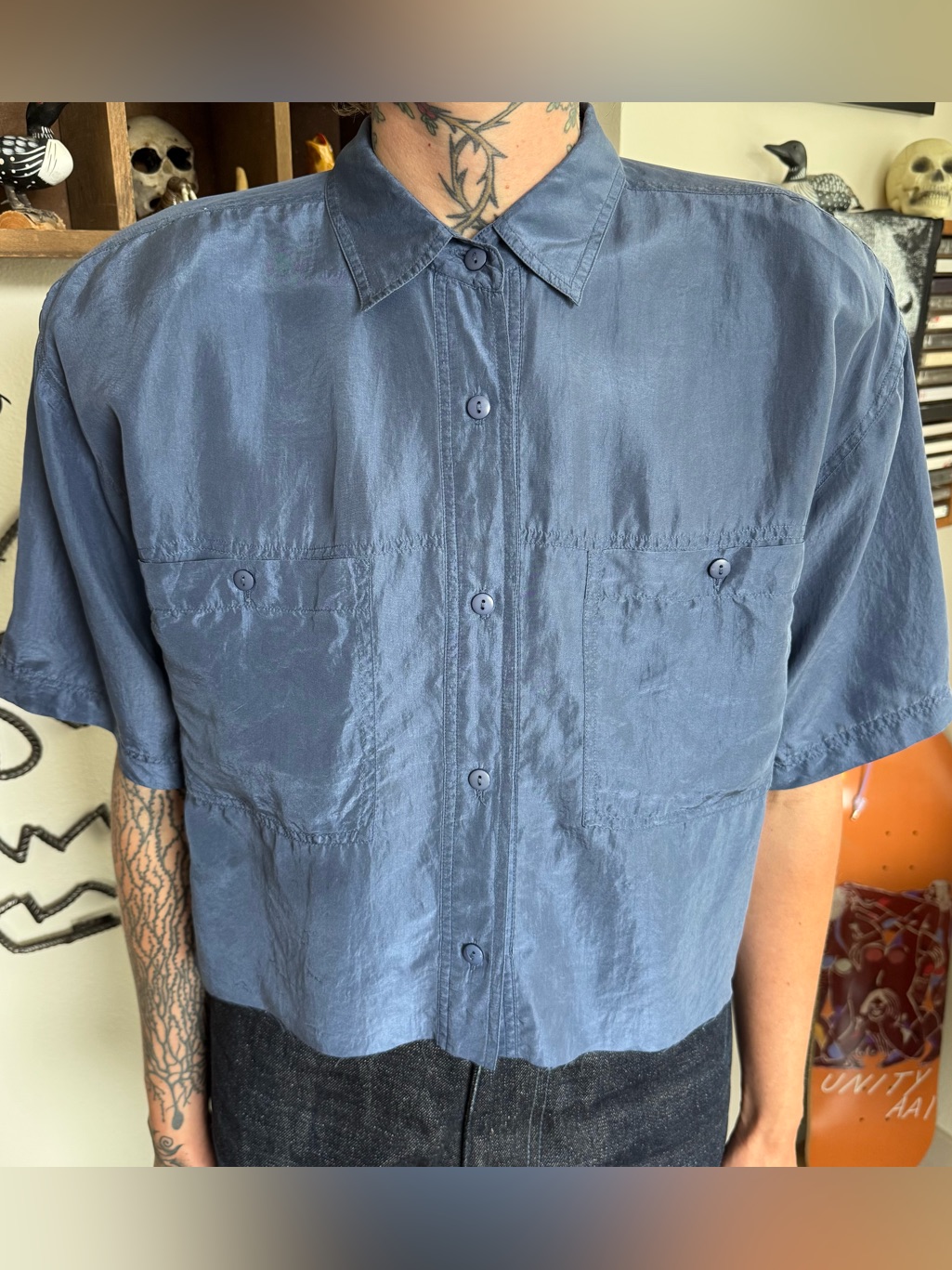 Silk Vintage 80s Cropped Boxy Silk Short Sleeve Button Down Shirt ~ Medium